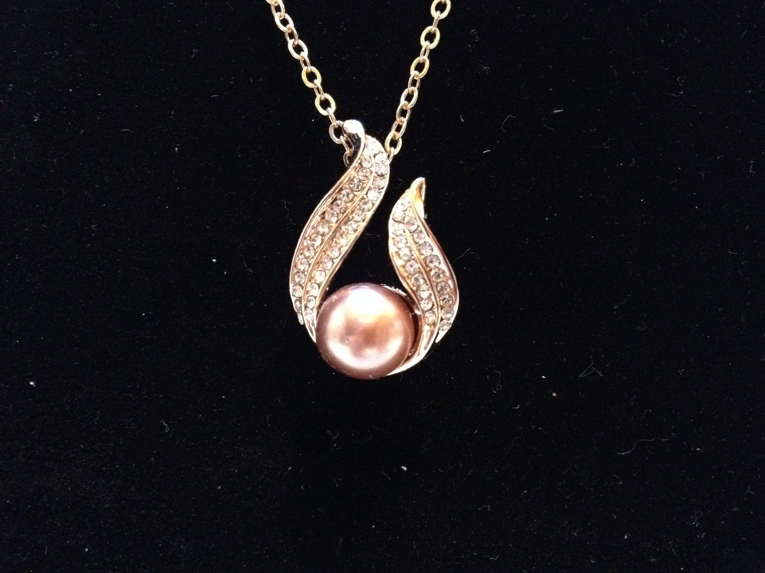 Faux Pearl Crystal Rhinestones Pendant Necklace Fashion Jewelry - Image 5