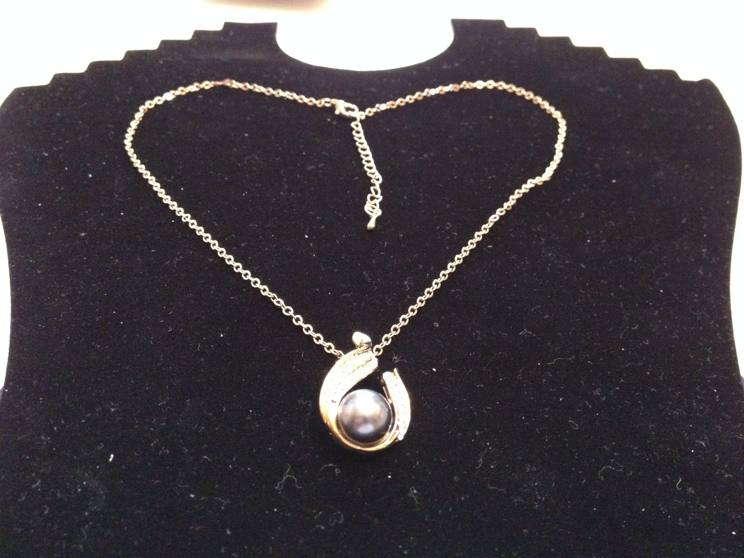 Faux Pearl Crystal Rhinestones Pendant Necklace Fashion Jewelry - Image 2