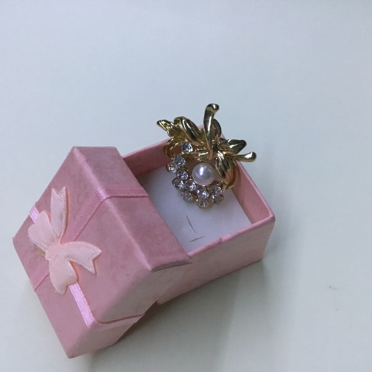 Faux Pearl Rhinestones Bouquet Girls Women Brooch - Image 2